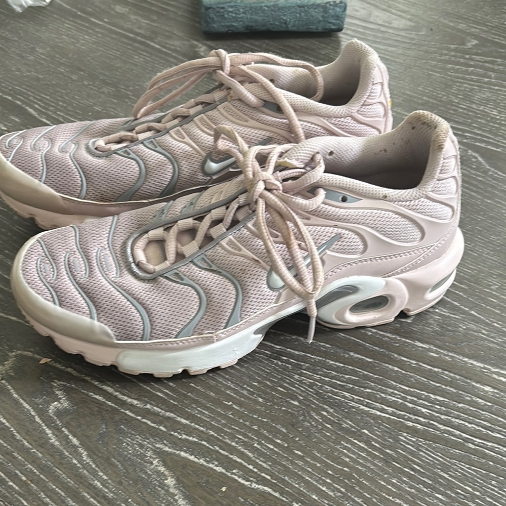Nike Pink Athletic Shoes with TN Air Max Max Cushioning